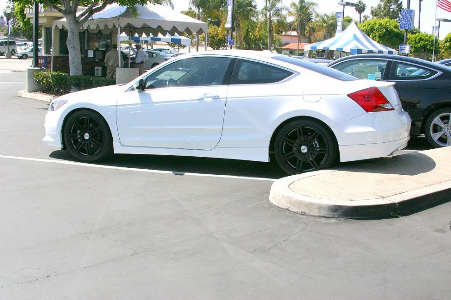 Honda Accord 8 generation rines Axis Angle 20″ 8J ET35 245/35 9J ET40 275/30
