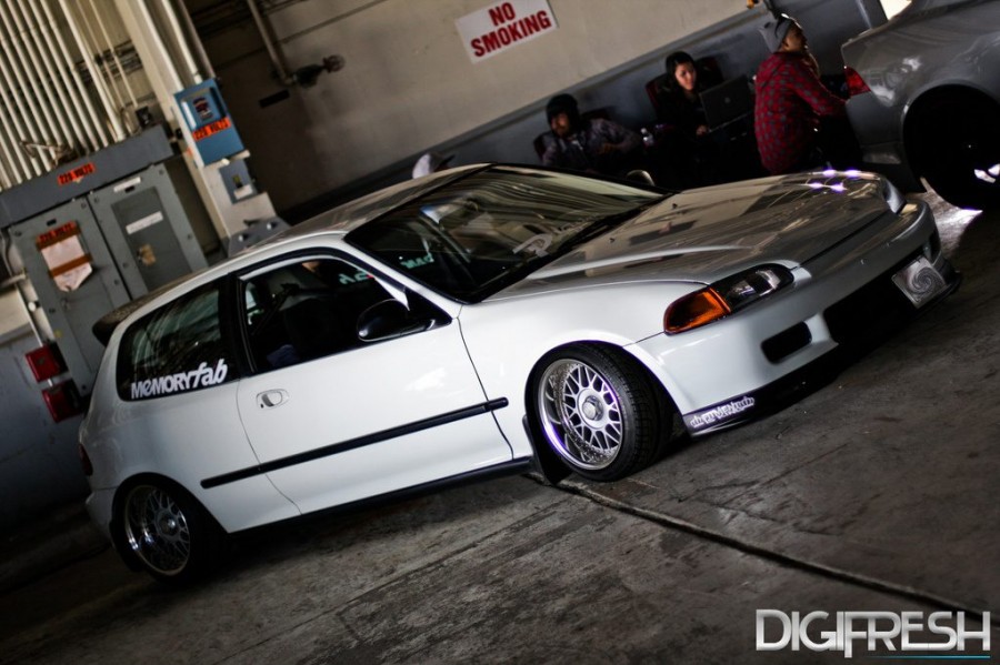 Honda Civic EG/EH/EJ rines WRD Chevlon DE Mesh 15″ 8.5J ET7 195/45
