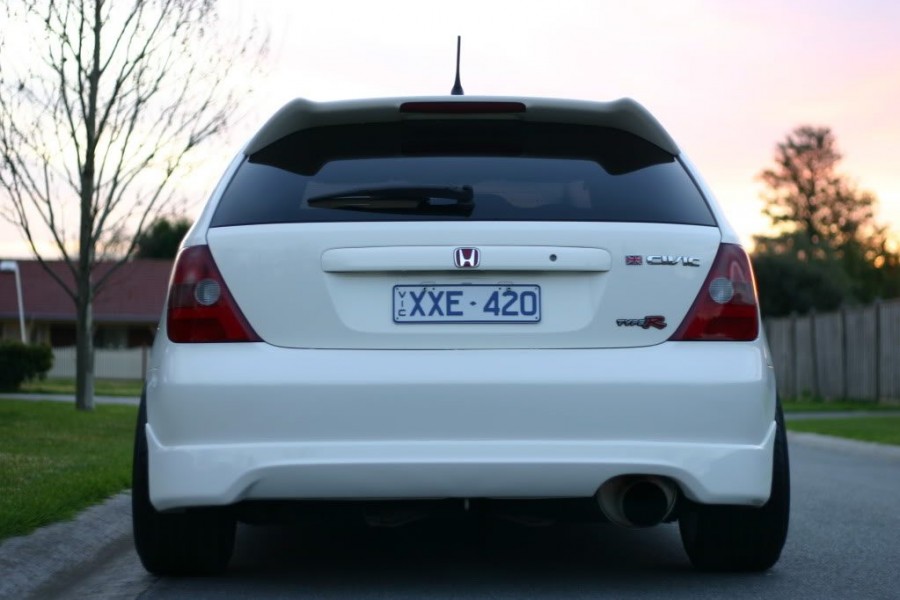 Honda Civic EU/ES/EP/EM rines Desmond Regamaster Marquis Promada 17″ 9J ET18 215/45