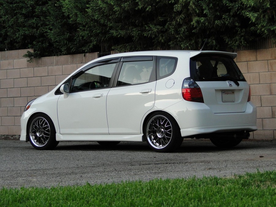 Honda Fit 2 generation rines Work Termist TM-1 17″ 7J ET35 205/40 8J