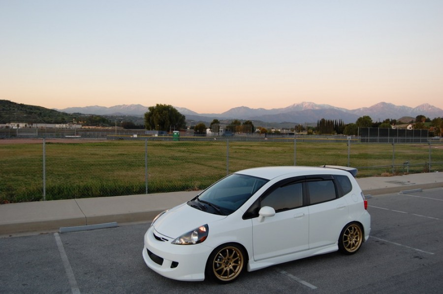 Honda Fit 2 generation rines Rays Volk Racing CE28N 17″ 7.5J ET43 205/40