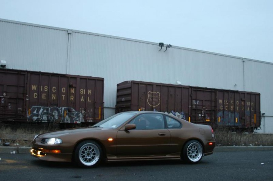 Honda Prelude  BA8/9, BB1, BB2, BB3, BB4 rines Miro STP1 16″ 7.5J ET30 185/50 9J ET15 205/45