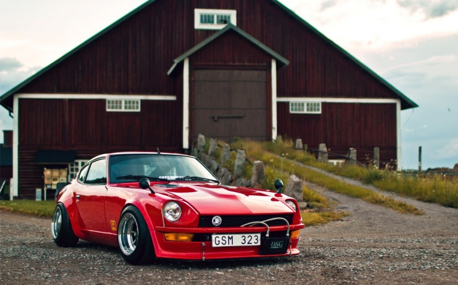 Datsun 240Z rines SSR Star Formula 14″ 8J ET15 10J ET-47