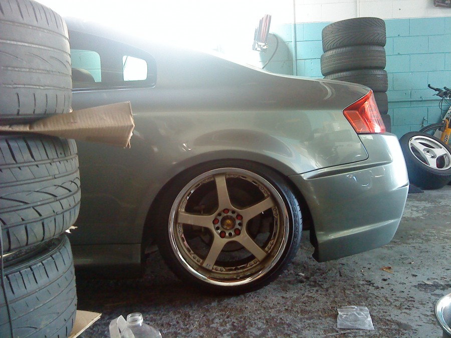 Infiniti G35 Coupe V35 rines Rays Gram Lights 57F Pro 19″ 9.5J ET7 245/40 10.5J 255/40