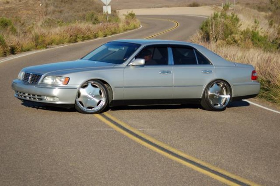 Infiniti Q45 FY33 rines AME Shallen AX 20″ 9J ET5 225/35 10J 245/35