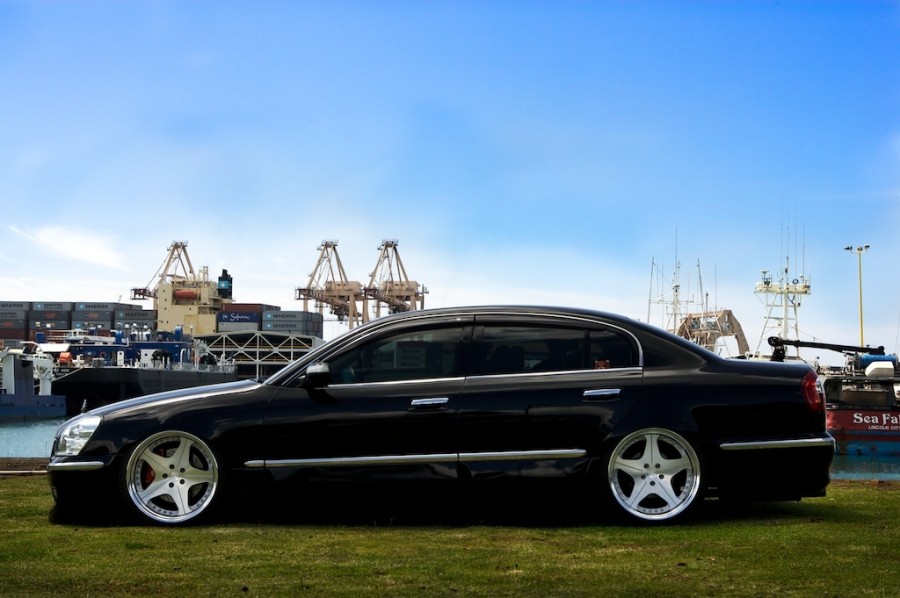 Infiniti Q45 rines Super Star Leon Hardiritt Orden 20″ 9.5J ET1 235/35 11J ET6 255/35