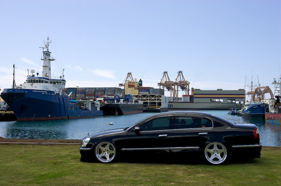 Infiniti Q45 rines Super Star Leon Hardiritt Orden 20″ 9.5J ET1 235/35 11J ET6 255/35