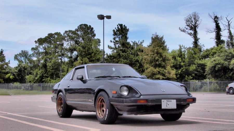 Datsun 280ZX rines Rota Grid V 15″ 9J ET-15 225/60