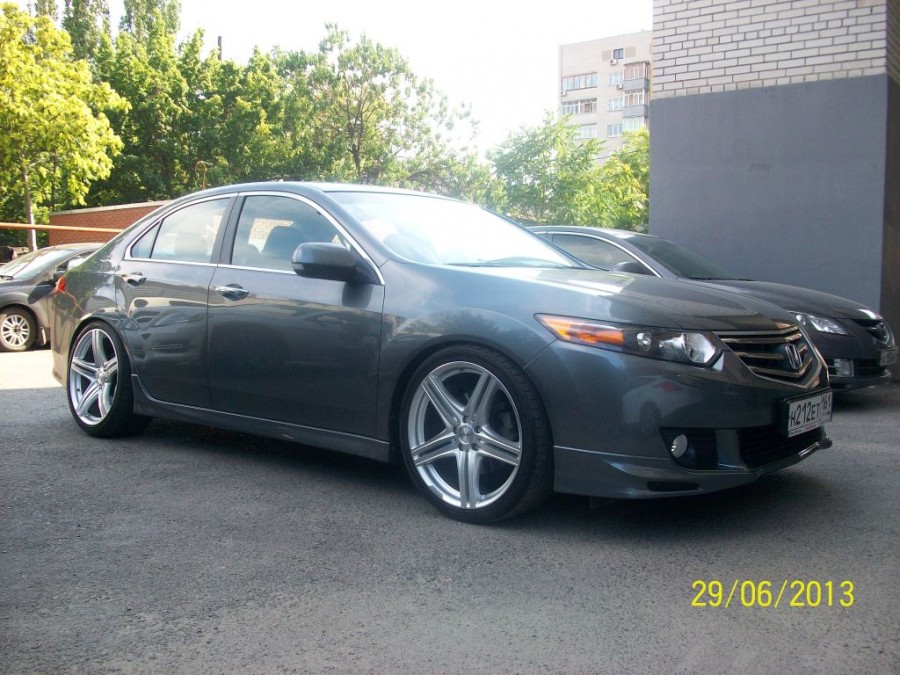Honda Accord 8 generation rines Wald Mahora 20″ 8.5J ET40 9.5J