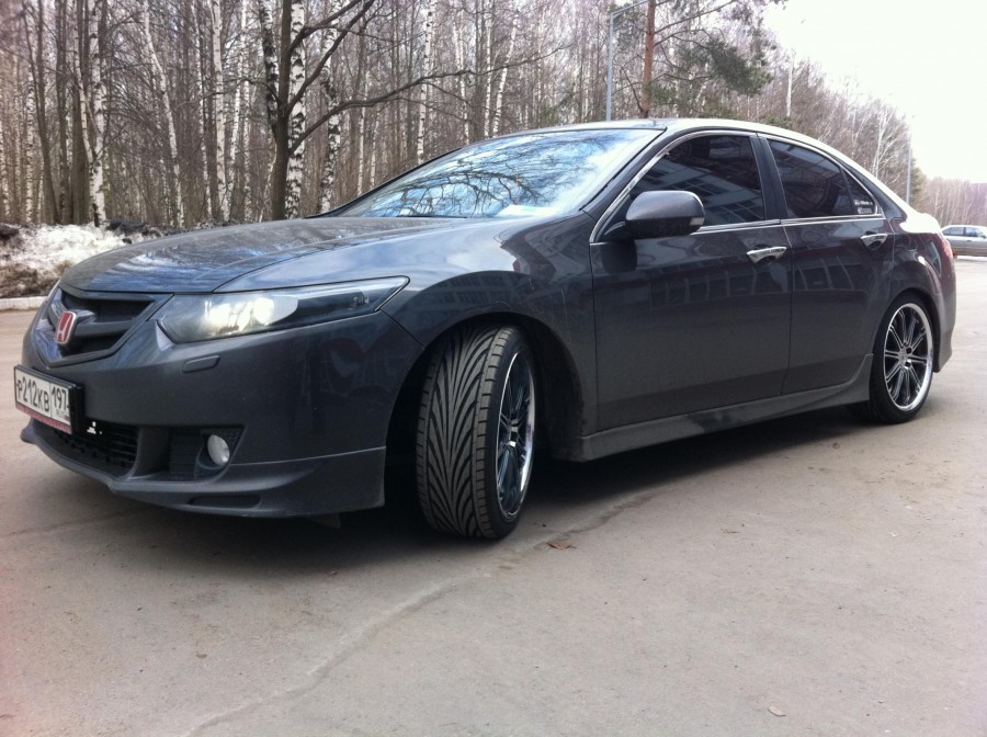 Honda Accord 8 generation rines Work Schwert SC1 19″ 8.5J ET38 225/40