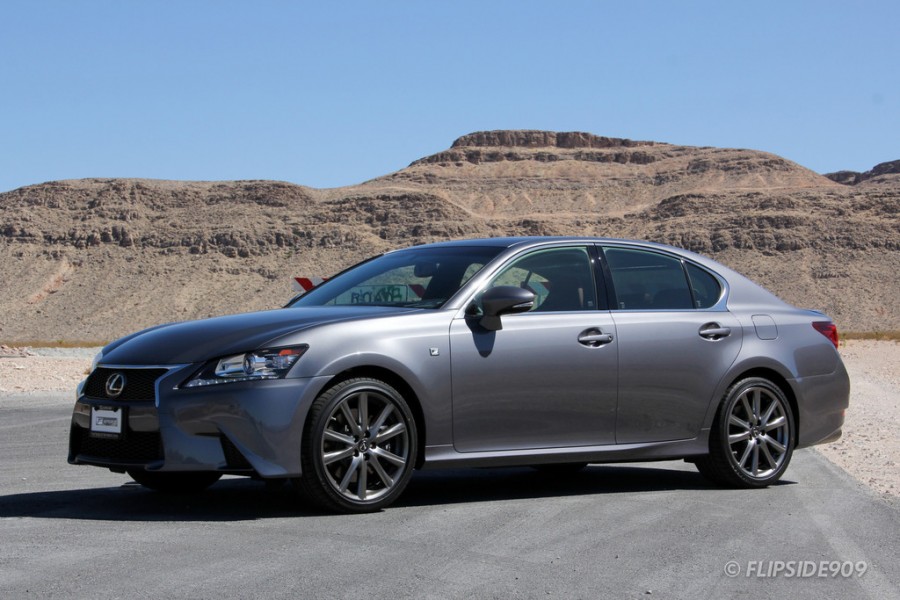 Lexus GS rines KMC km697 20″ 8.5J ET35 245/35 9.5J ET42 275/30