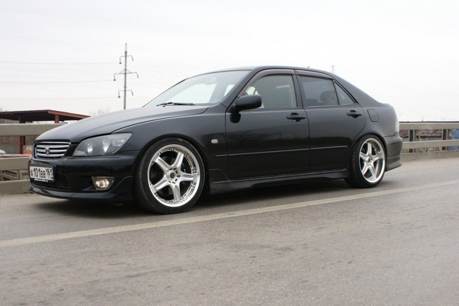 Lexus IS rines Rays Volk Racing GT-C Face1 18″ 8J ET30 215/40 9J 225/40