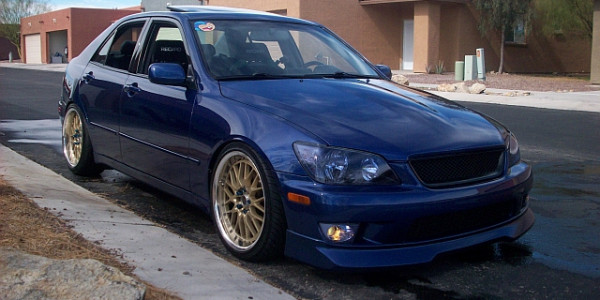 Lexus IS