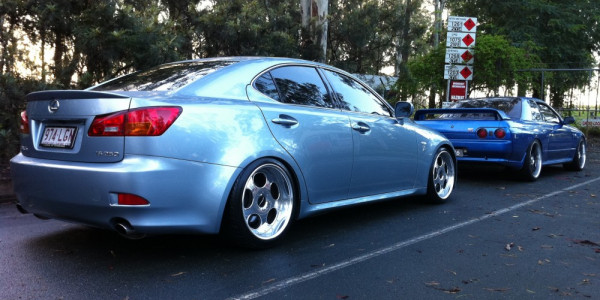 Lexus IS