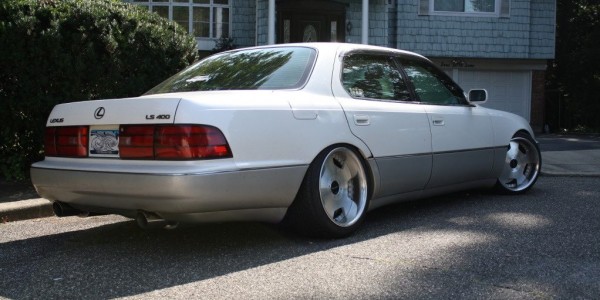 Lexus LS