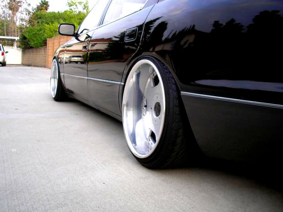 Lexus LS LS 400, XF20 rines SSR Vienna Dish 19″ 9J ET37 215/35 10.5J ET6 245/35