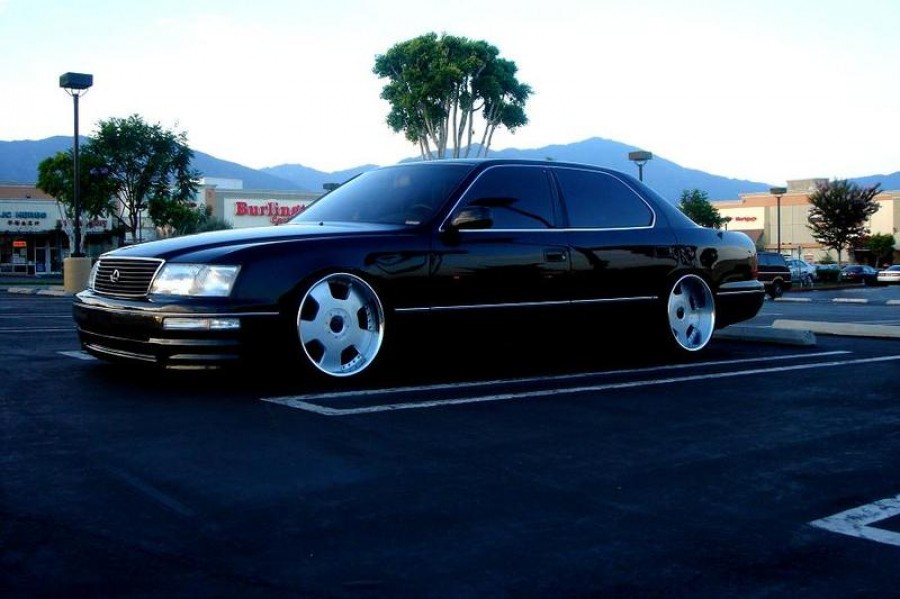 Lexus LS LS 400, XF20 rines SSR Vienna Dish 19″ 9J ET37 215/35 10.5J ET6 245/35
