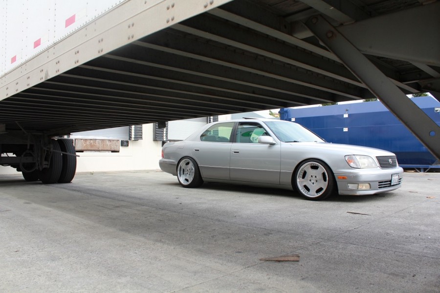 Lexus LS LS 400, XF20 rines Super Star Leon Hardiritt Ritter 19″ 10J ET21 235/35 11J ET24 255/35