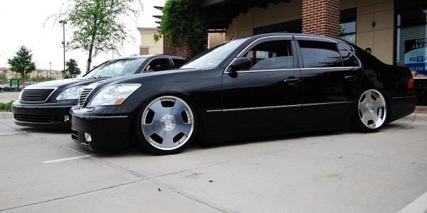 Lexus LS