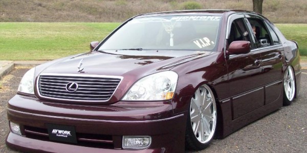 Lexus LS