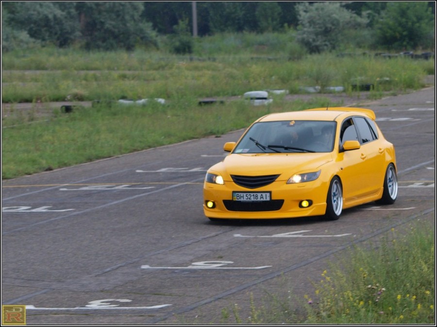 Mazda 3 1 generation rines Enkei RPF1 17″ 9J ET45 215/45