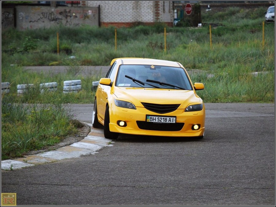 Mazda 3 1 generation rines Enkei RPF1 17″ 9J ET45 215/45