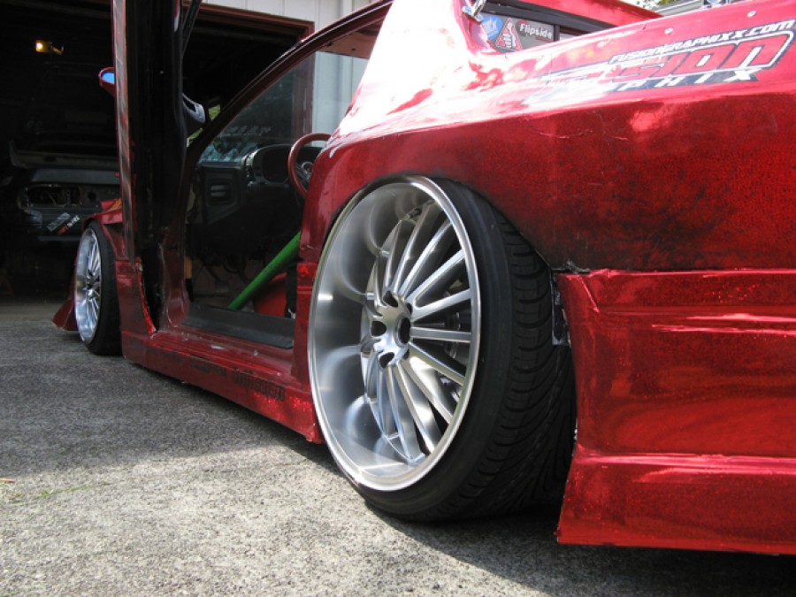 Mazda RX-7 FC rines TSW Sakata 18″ 9J ET-5 215/35 20″ 10J ET-20 225/35