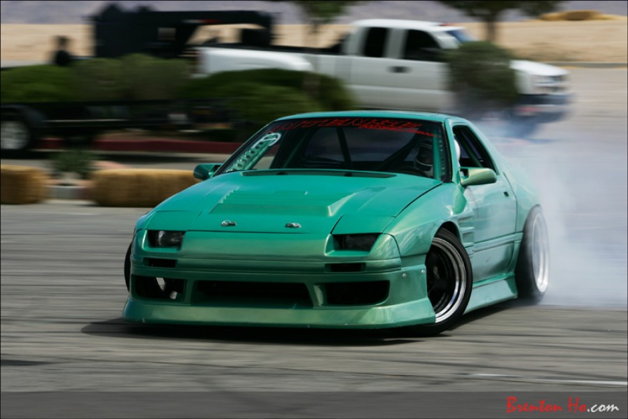 Mazda RX-7 FC rines SSR Professor SP1R 17″ 9.5J ET-5 245/40 18″ 10.5J ET-8 255/40