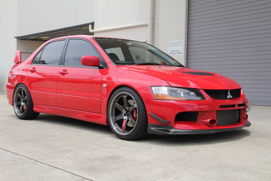 Mitsubishi Lancer Evolution IX rines Rays Volk Racing TE37SL 18″ 9.5J ET22 235/40