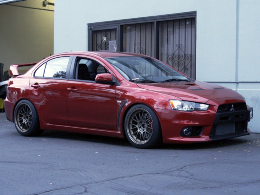 Mitsubishi Lancer Evolution X rines Rays Volk Racing SE37K 18″ 10.5J ET12 275/35