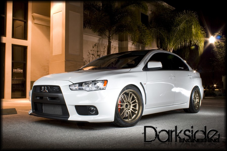 Mitsubishi Lancer Evolution X rines Rays Volk Racing RE30 18″ 10.5J ET18 275/35