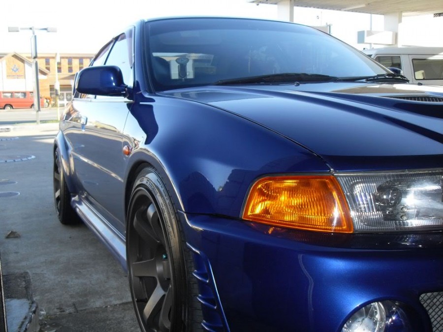 Mitsubishi Lancer Evolution VI rines Rota Grid 18″ 9.5J ET20 235/40