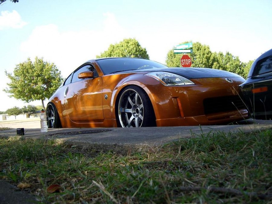 Nissan 350Z rines Rays Gram Light 57S Pro 19″ 9.5J 225/35 10J ET-25 235/35