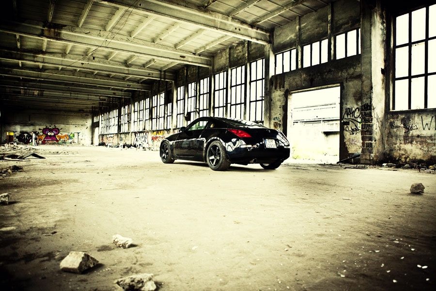 Nissan 350Z rines Rays Volk Racing TE37 19″ 9J ET25 235/40 10J ET30 265/35