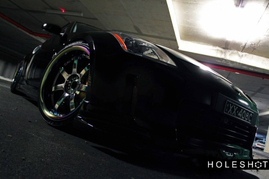 Nissan 350Z rines Rays Gram Light 57S Pro 19″ 9J ET-7 235/35 10J ET-5 245/35
