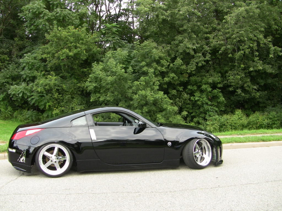 Nissan 350Z rines Work Equip 05 19″ 10J ET20 235/35 11J ET-5 255/35