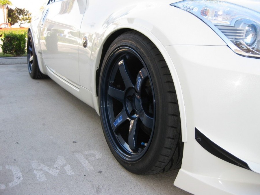 Nissan 350Z rines Rays Volk Racing TE37 18″ 9.5J ET12 265/35 10.5J ET15 285/35