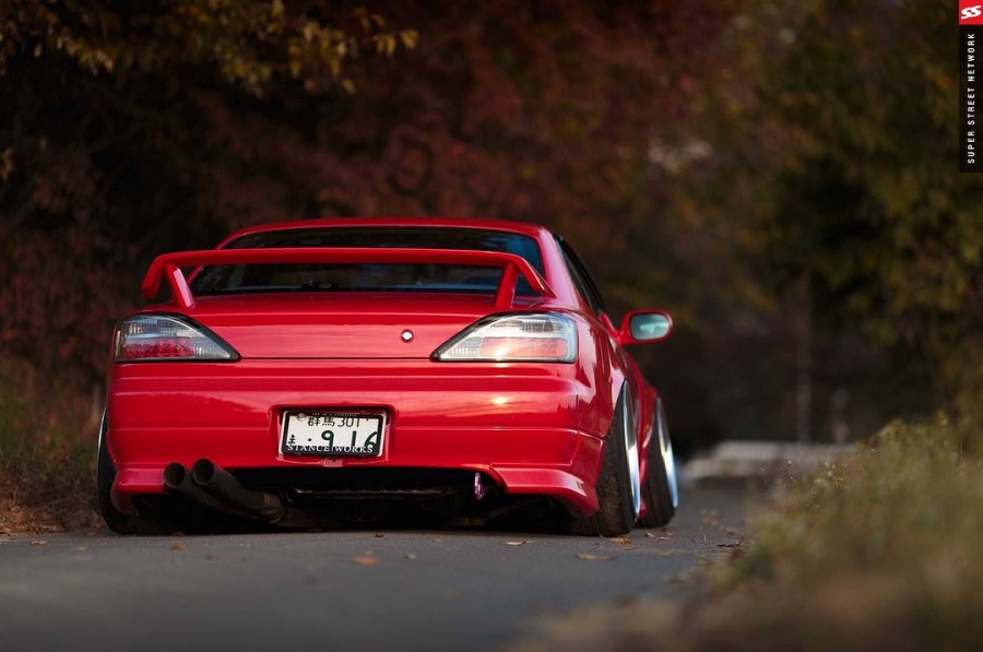 Nissan Silvia S15 rines Work VS-KF 18″