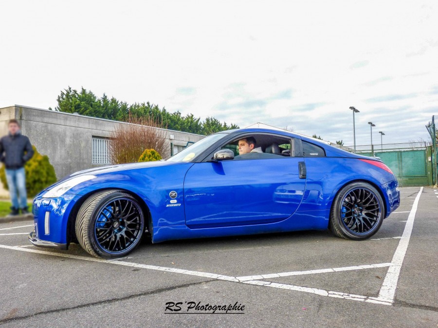 Nissan 350Z rines Tenzo Type M 19″ 8.5J 245/35 10J 275/35