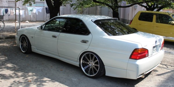 Nissan Laurel