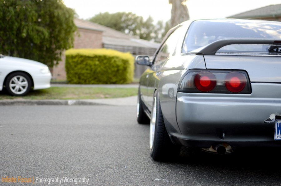 Nissan Skyline R32 roues SSR Formula Mesh R16 7.5J ET9 195/55 Reverse Mesh 8J sedan 