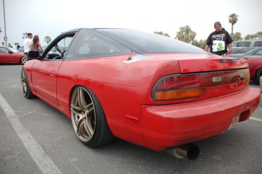 Nissan 180SX/200SX/240SX roues Advan Yokohama AVS Model 5 R18 9J ET10 215/40