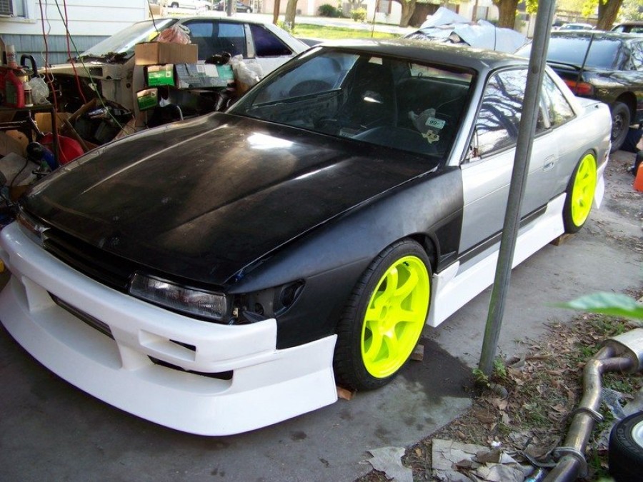 Nissan Silvia S13 roues Rays Gram Ligths 57 D R18 9.5J ET12 235/40
