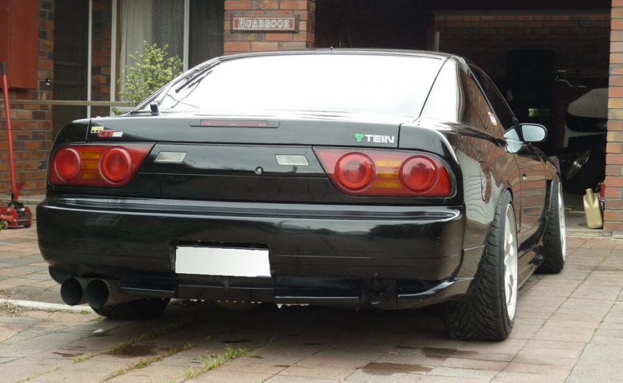 Nissan 180SX/200SX/240SX S13 roues OEM Nissan Skyline R33 GTR R17 9J ET30 215/45 235/45