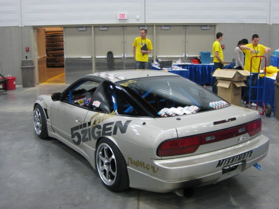 Nissan 180SX/200SX/240SX S13 roues 5Zigen PRO RACER GN+ R17 9.5J ET2 235/40 225/45