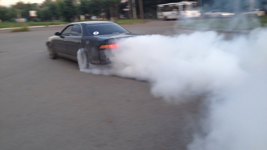 Toyota Mark II 90 roues AVS Model 7 DR 