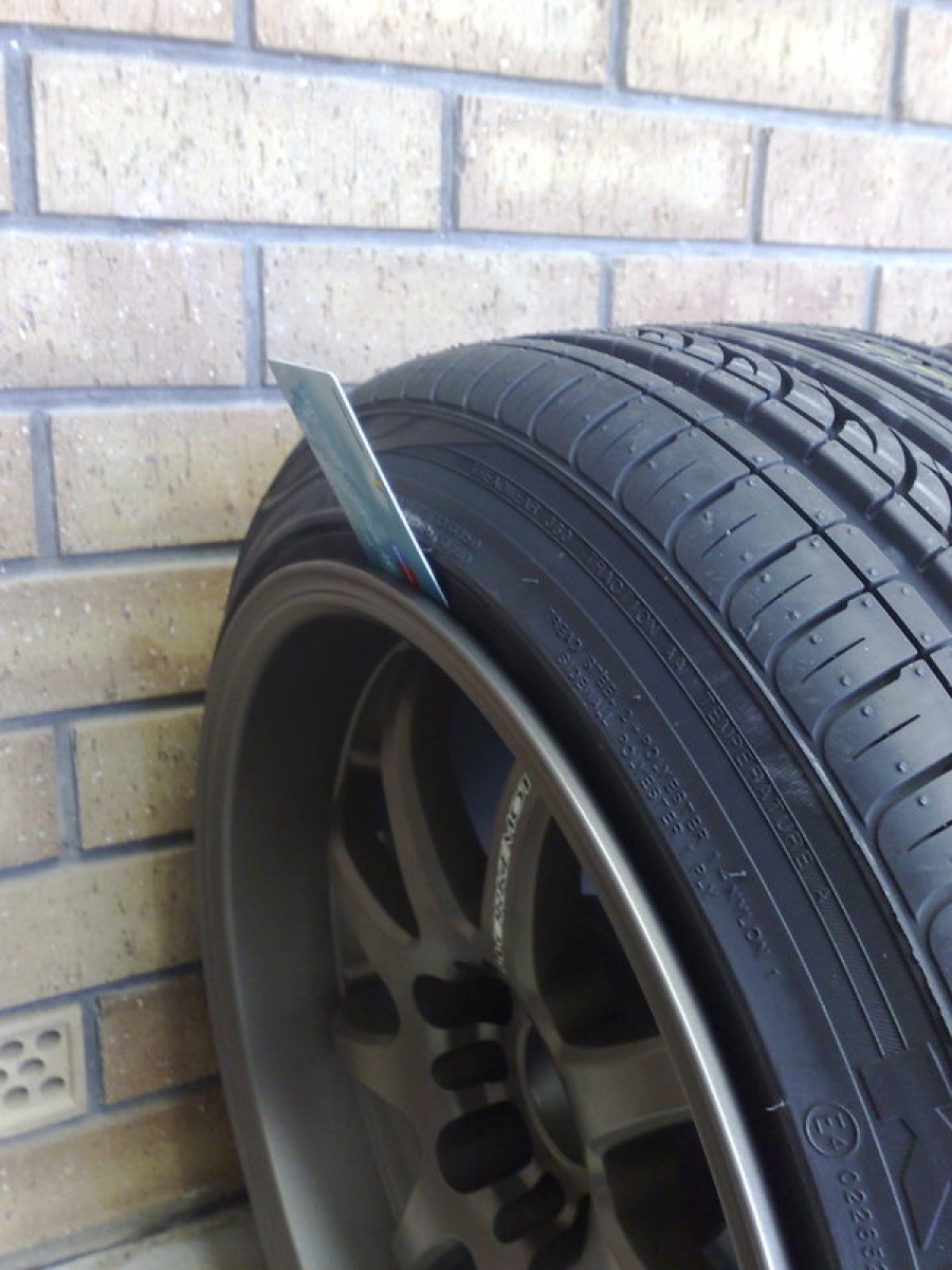 Nissan Silvia S13 roues Work Emotion XD9 R17 9.5J ET17 215/45 225/45