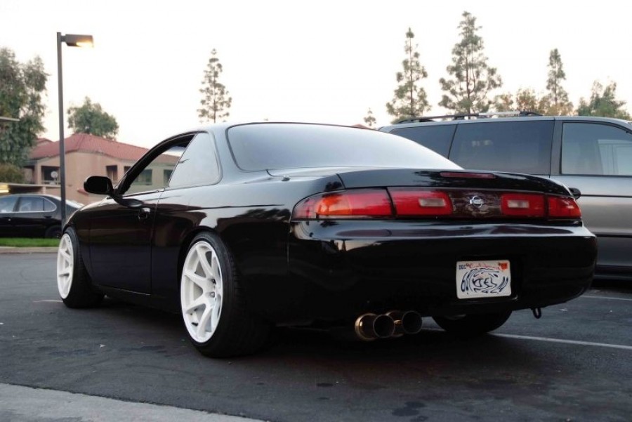 Nissan Silvia S14 roues MB Battle R17 9.5J ET15 225/45 EDz s14 