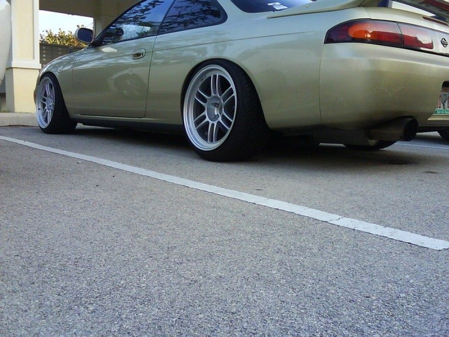 Nissan Silvia S14 roues Enkei RPF1 R18 9.5J ET15 225/35 10.5J 245/35