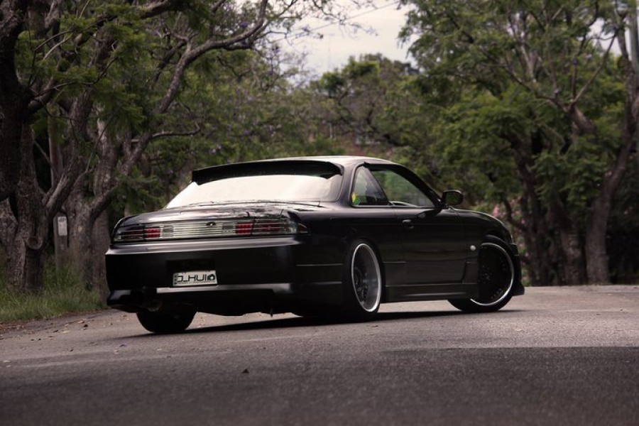 Nissan Silvia S14 roues SSR Vienna Dish R18 9J ET26 225/40 10J ET24